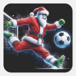 Santa Kicks ein Fußballball im Winter Quadratischer Aufkleber