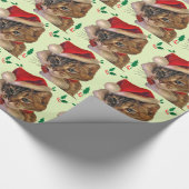 Santa Kitty mit Holly Geschenkpapier (Ecke)