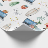 Santa mit Computer und Surfboard an Weihnachten Geschenkpapier (Ecke)