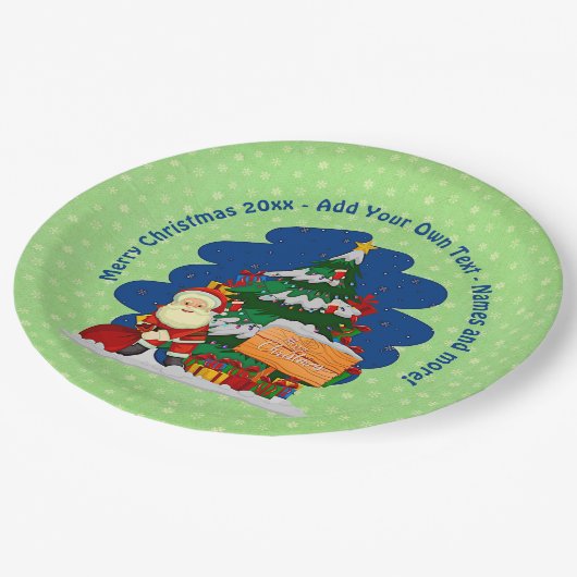 Santa mit Weihnachtsbaum 20xx Text 9" hinzufügen Pappteller (Schrägansicht)