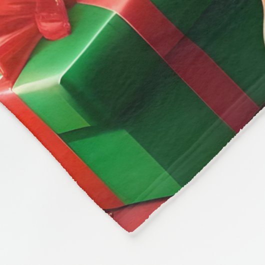 "Santa Paws: Eine Feierliche Überraschung für die Fleecedecke (Ecke)