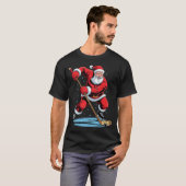 Santa Playing Hockey Funny Holiday Christmas Xmas T-Shirt (Vorne ganz)