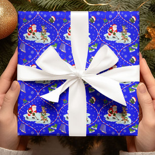 Santa Playing Ice Hockey Weihnachtsmuster Blau Geschenkpapier