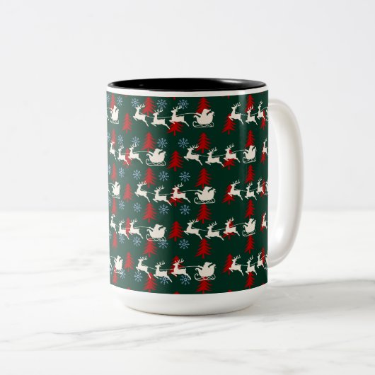 Santa Pulling sein Schlitten Zweifarbige Tasse (VorderseiteRechts)