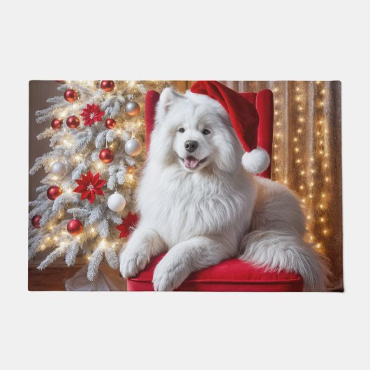Santa Samoyed Hund auf einem roten Stuhl Fußmatte (Vorderseite)