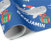 Santa Shark mit Namensschild Geschenkpapier (Rolleneckpunkt)