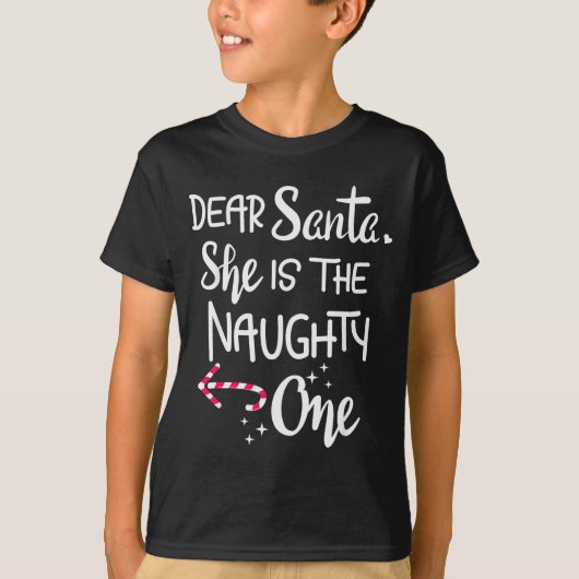 Santa She Is The Naughty One Couples Christmas Cut T-Shirt (Vorderseite)