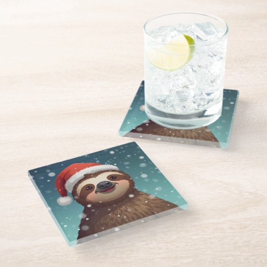 Santa Sloth, Glass Coaster Glasuntersetzer (Schrägansicht)