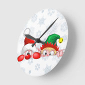 Santa und Elf Niedliche und lustige Charaktere pin Runde Wanduhr (Winkel)