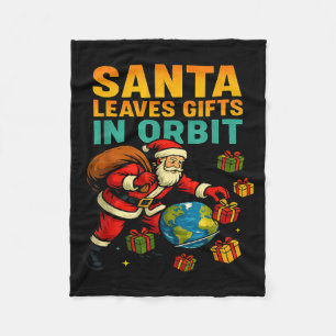 Santa verlässt die Umlaufbahn Lustiges Xmas Weltra Fleecedecke