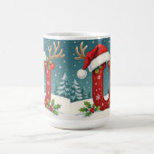 Santa's hat Monogrogram initial U merry Christmas Kaffeetasse (Mittel)