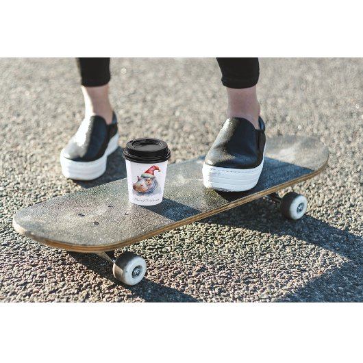 Santa's Little Hippo, Brauch Pappbecher