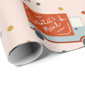 Santa's Mail Truck Illustration Wrapping Paper Geschenkpapier (Rolleneckpunkt)