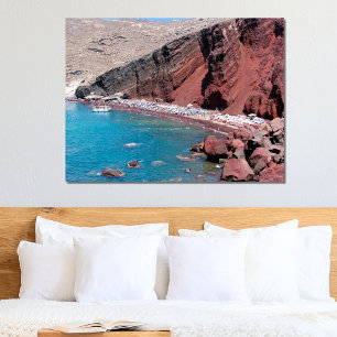 Santorias Roter Felsenstrand: Friedliche Schönheit Poster