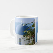 Santorini Kirche Aussicht Tasse (Vorderseite Links)
