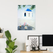 Santorini Kirche in Weiß und Blau Poster (Heimbüro)