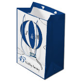 Saphire 45. Hochzeitstag Heißluftballon Mittlere Geschenktüte (Vorderseite Schrägansicht)