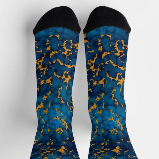 Saphire Blue and Gold Marmor Texture Design Socken (Oben)