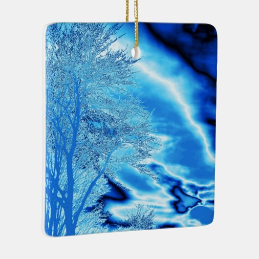 Sapphire and Iced Blue Stormy Sky Keramikornament (Rechts)