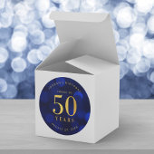 Sapphire Blue Bokeh freut sich auf 50 Jahre Geburt Runder Aufkleber