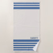 Sapphire Blue Minimalistisch Stripe Individuelle N Strandtuch (Vorderseite)