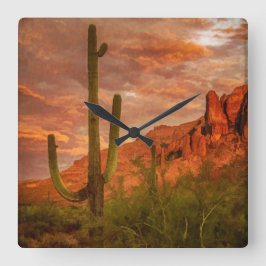 Saquaro Cactus Superstition Mountain Sunset Quadratische Wanduhr