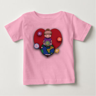 Sara-Fee, die auf Kugel mit Elementals meditiert Baby T-shirt