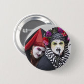 Sara u. Retter Button (Vorne & Hinten)