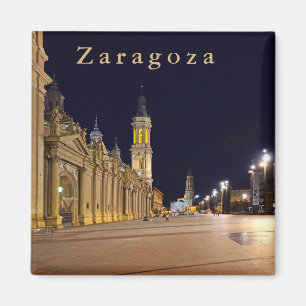 Saragossa. Nacht. Piazza del Pilar. Magnet