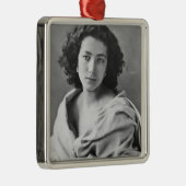 Sarah Bernhardt im Kostüm, c.1860 Silbernes Ornament (Rechts)