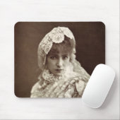 Sarah Bernhardt in der Rolle von Marion Delorme Mousepad (Mit Mouse)