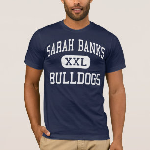 Sarah hat Bulldoggen mittleres Wixom Michigan ein T-Shirt