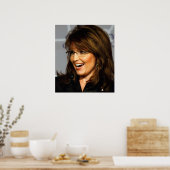 Sarah Palin lächelt nach Crowd Poster (Küche)