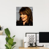 Sarah Palin lächelt nach Crowd Poster (Heimbüro)