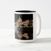 Sarajevo Tasse-Große Geschenkidee für alle Zweifarbige Tasse (VorderseiteRechts)
