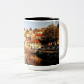 Sarajevo Tasse-Große Geschenkidee für alle Zweifarbige Tasse (VorderseiteRechts)