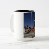 Sarajevo Tasse-Große Geschenkidee für alle Zweifarbige Tasse (Vorderseite Links)