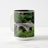 Sarajevo Tasse-Große Geschenkidee für alle Zweifarbige Tasse (Vorderseite Links)