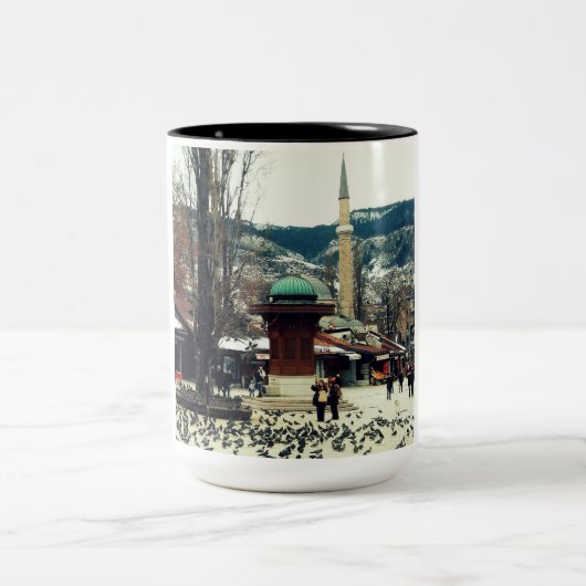 Sarajevo Tasse-Große Geschenkidee für alle Zweifarbige Tasse (Mittel)
