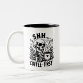 Sarcastic Skeleton Funny Coffee Zweifarbige Tasse (Links)
