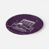 Sardinen in einer Zinn gestört Pappteller (Schrägansicht)