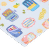 Sardines and Lemons Tischdecke (Schrägansicht)