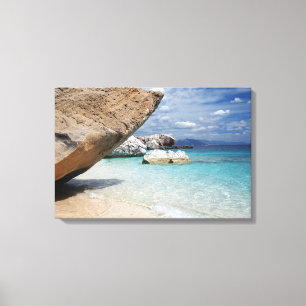 Sardinien-Strand mit großer Felsen-Leinwand Leinwanddruck