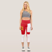 Sark-Flagge Capri Leggings (Vorderseite)