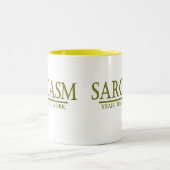 SARKASMUS - JA, DER ARBEITET ZWEIFARBIGE TASSE (Mittel)