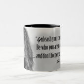 Sasha George World Tasse (Mittel)
