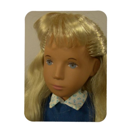 Sasha Puppe / Sasha Doll Premium Flexi Magnet (Vertikal)