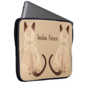 Sasha Siamese Cat Mama Kitty Blick weg Rückblick Laptopschutzhülle (Vorne Rechts)