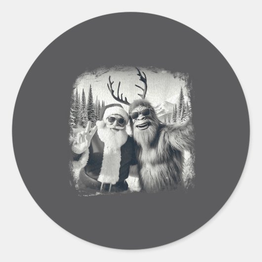 Sasquatch 67 Christmas Tree Funny Santa Bigfoot  Runder Aufkleber (Vorderseite)