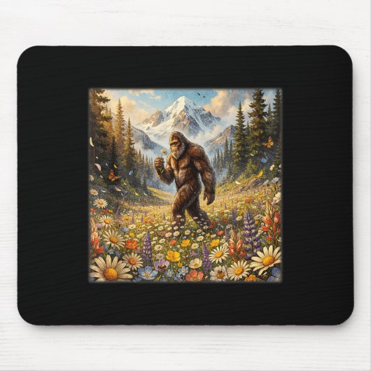 Sasquatch auf Löwenzahnblumenfeld Bigfoot Mousepad (Vorne)